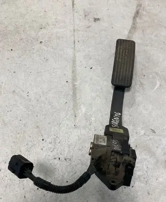 KIA Sorento Accelerator throttle pedal 0155208061