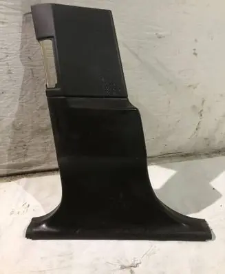 BMW 7 E65 E66 (B) pillar trim (bottom) 7001981