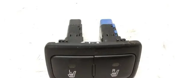 KIA Sportage Seat heating switch 933061F000 201002702