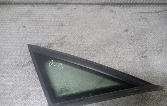 Seat Altea Front triangle window/glass 