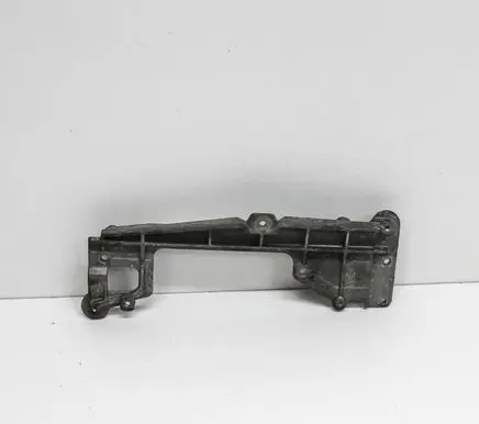 Volkswagen Golf V Other engine bay part 03G131159