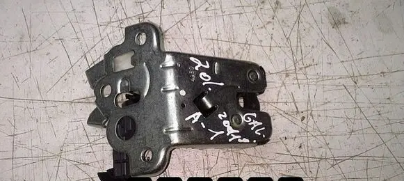 Audi A1 Front door lock 