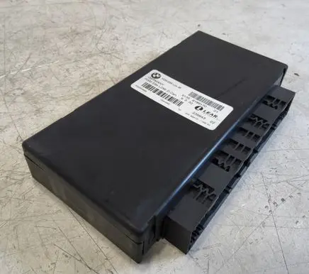 BMW 5 E60 E61 Gateway control module 61359186170