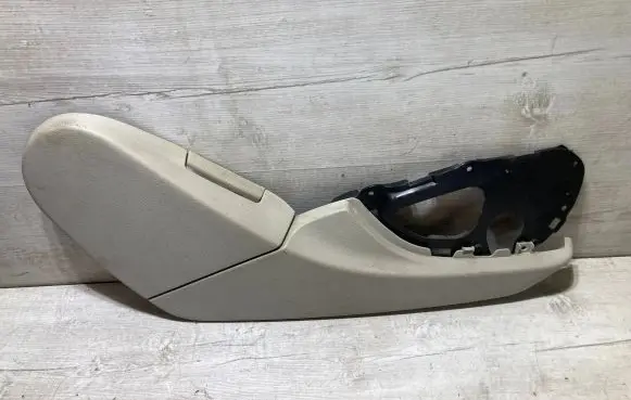 Mercedes-Benz R W251 Front door seat control surround trim a2519180830
