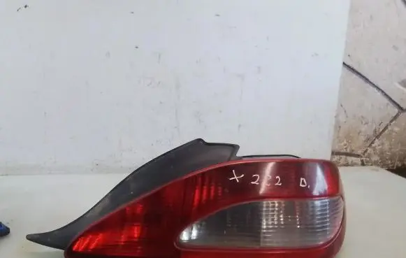 Peugeot 406 Rear/tail lights