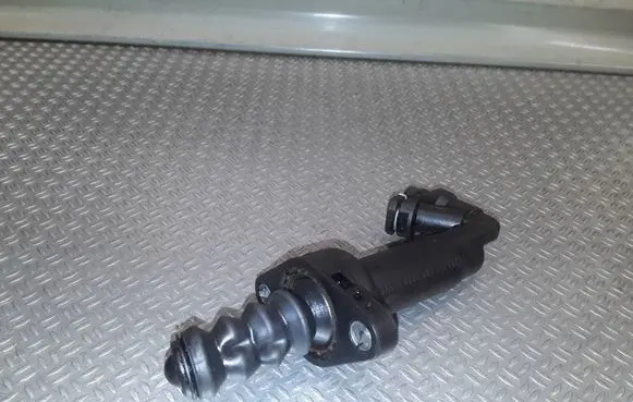 Audi A2 Clutch master cylinder 