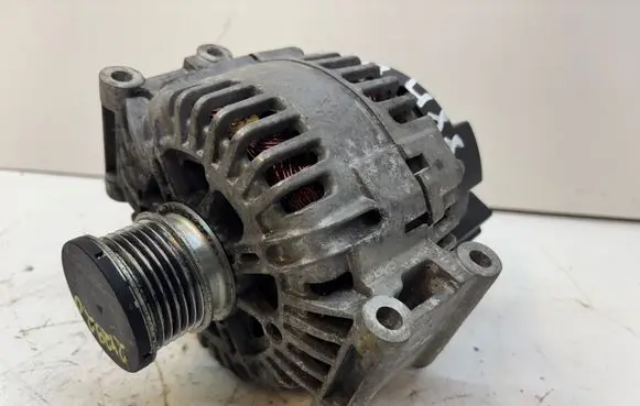 Mercedes-Benz Vito Viano W639 Generator/alternator A0141541102 111006561 2605299A