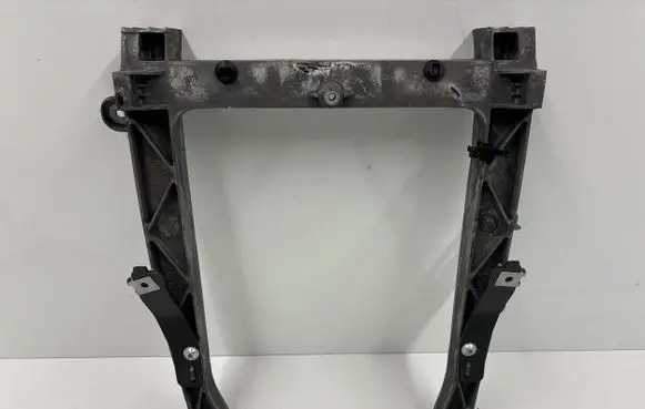 Mercedes-Benz CLS AMG C219 Dashboard cross member/frame bar A2116200786