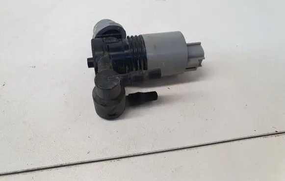 Toyota Auris E180 Windscreen/windshield washer pump 1020974001