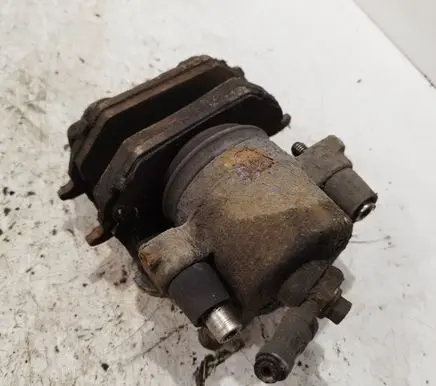 Volkswagen Golf Plus Front brake caliper