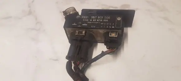 Ford Galaxy Coolant fan relay 357919506 898718000