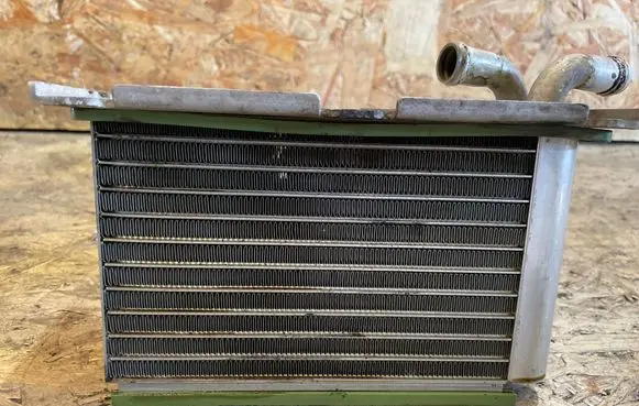 Volkswagen Golf VI Intercooler radiator 03C145749B