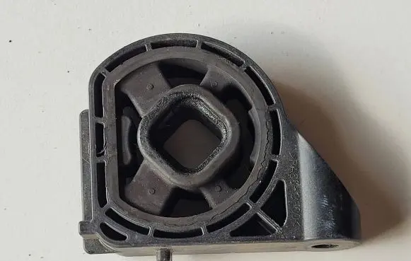KIA Xceed Radiator support slam panel bracket 