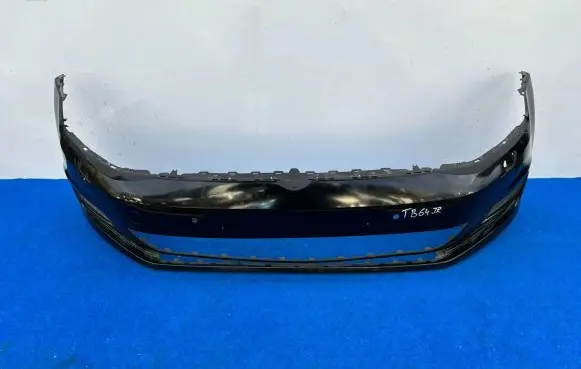 Volkswagen Golf VII Front bumper 5G0807221