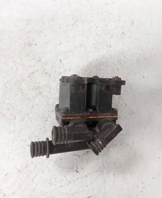 BMW 5 E34 Coolant heater control valve 1147412042