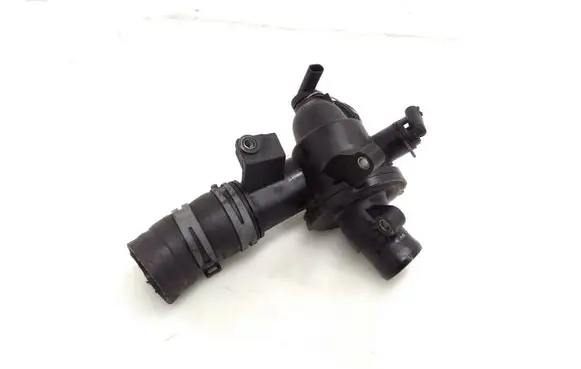 Thermostat/thermostat housing