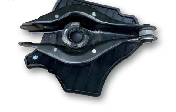 BMW 2 G42 Rear upper control arm/wishbone 33326886448 6886448