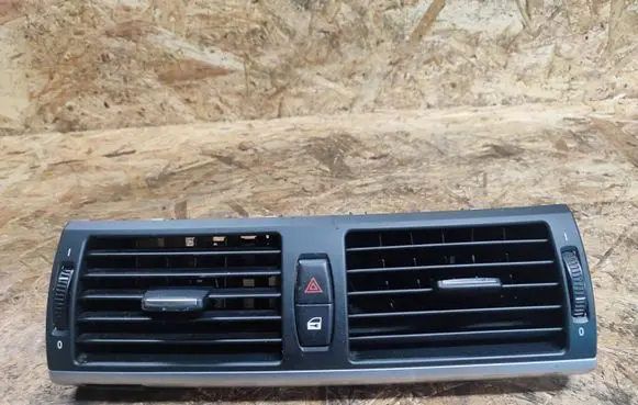 BMW X5 E70 Dash center air vent grill 9210705 BMWE70