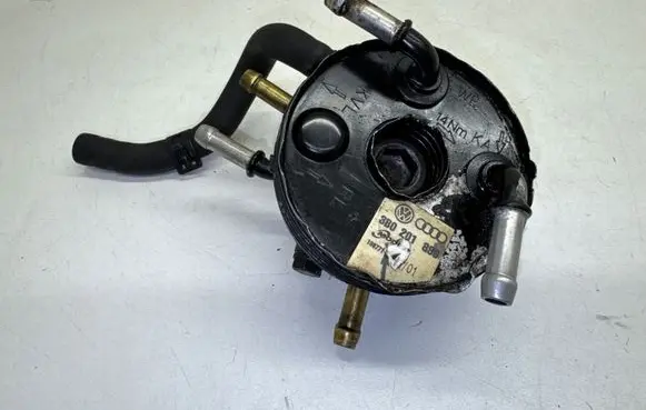 Volkswagen PASSAT B5.5 Fuel filter heater 3B0201896