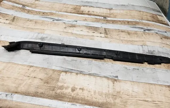 Lexus IS 220D-250-350 Side skirt front trim 53825530 53825