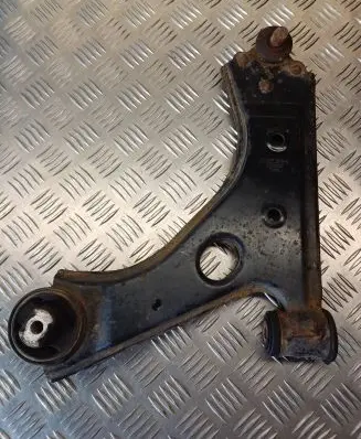 Front lower control arm/wishbone