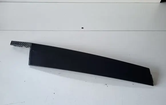 Skoda Octavia Mk3 (5E) Front door trim (molding) 5E0837901B