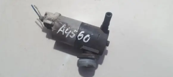 Toyota Auris 150 Windscreen/windshield washer pump