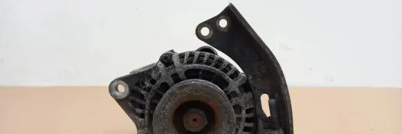 Nissan Navara D22 Generator/alternator 23100 VK010 A3TB5099