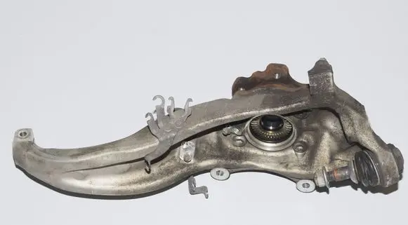 BMW 7 G11 G12 Front wheel hub 6884379