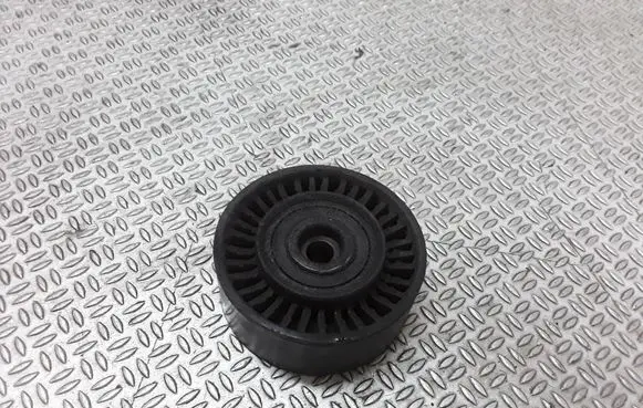BMW 3 E90 E91 Belt tensioner pulley 