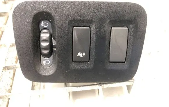 Renault Master III Headlight level height control switch 684950001R