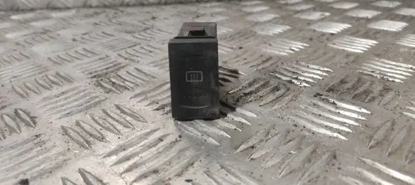 Volkswagen PASSAT B5 Windscreen/window heater switch 3B0959621C