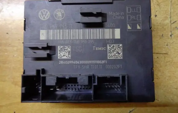 Skoda Yeti (5L) Door control unit/module 7N0959795D