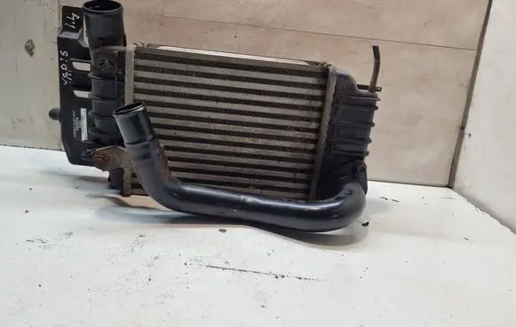 Toyota Yaris Intercooler radiator 0N020 1270000620