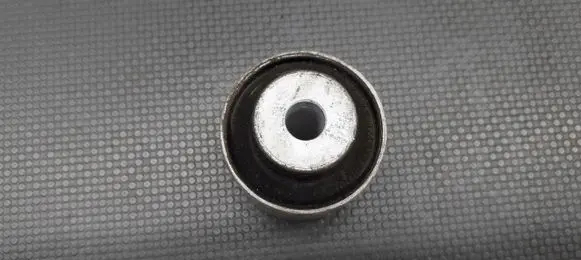 Audi A4 S4 B9 8W Front wishbone bush 4N0407515