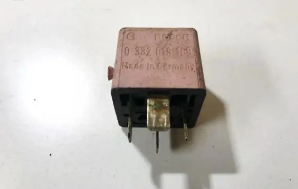 BMW 5 E39 Other relay 0332019168 8365326
