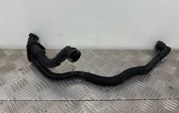 Audi Q5 SQ5 Breather hose/pipe 06M103210EB