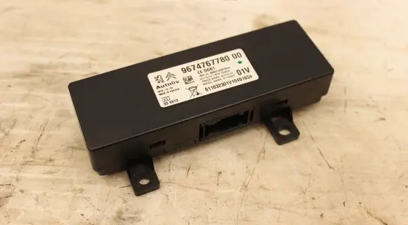 Peugeot 508 Voice control module 967476778000