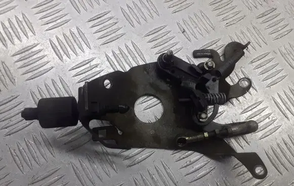 Mercedes-Benz C AMG W202 Engine bonnet/hood lock/latch loop/hook 