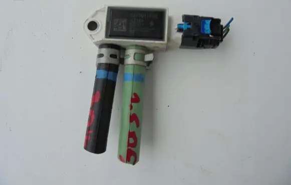 Nissan Qashqai Exhaust gas pressure sensor 227701177R
