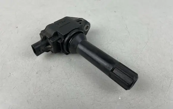 Subaru Legacy High voltage ignition coil FK0453