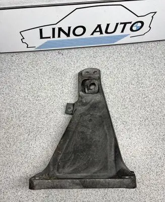 BMW 7 E65 E66 Engine mount bracket 6758420