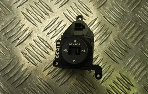 Hyundai i30 Electric window control switch PA66630 T1633