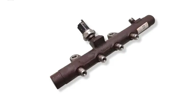 Renault Megane III Fuel main line pipe 8200704212