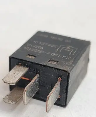 Ford Transit Other relay 2W9314B192BA A1301X17 043742C