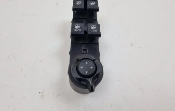 Fiat 500X Electric window control switch 07356331480