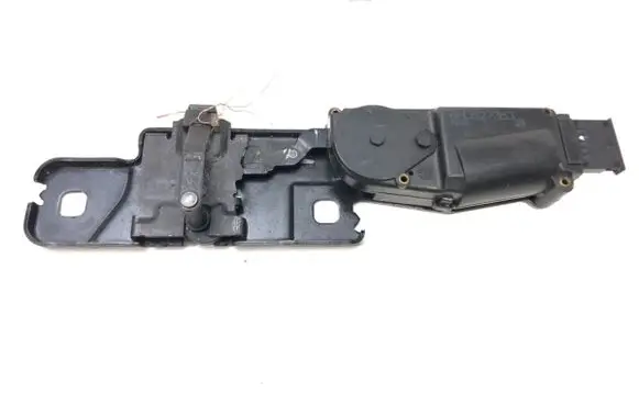 Audi A4 S4 B8 8K Tailgate exterior lock 4H0827383