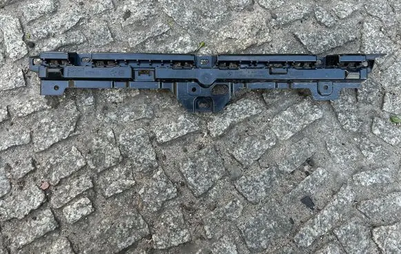 BMW i5 G60 Sill/side skirt trim 5A1C2B8 11252010