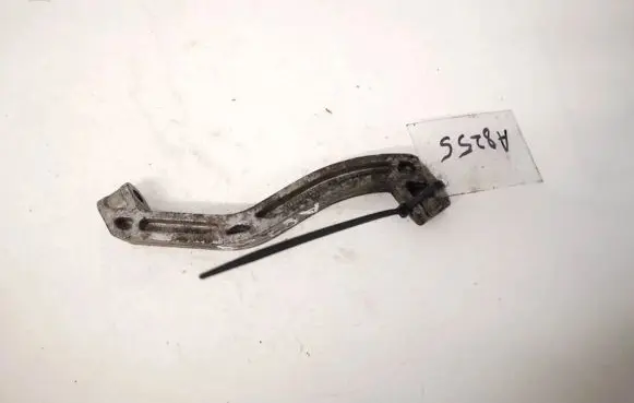 Volkswagen PASSAT B6 Engine mounting bracket 1k0199359e