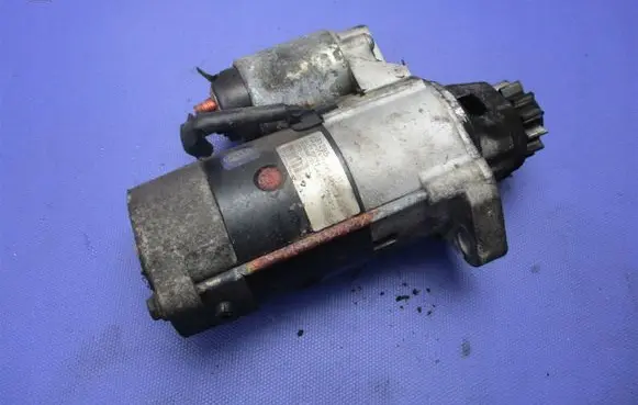 Nissan Almera Tino Starter motor JS1295